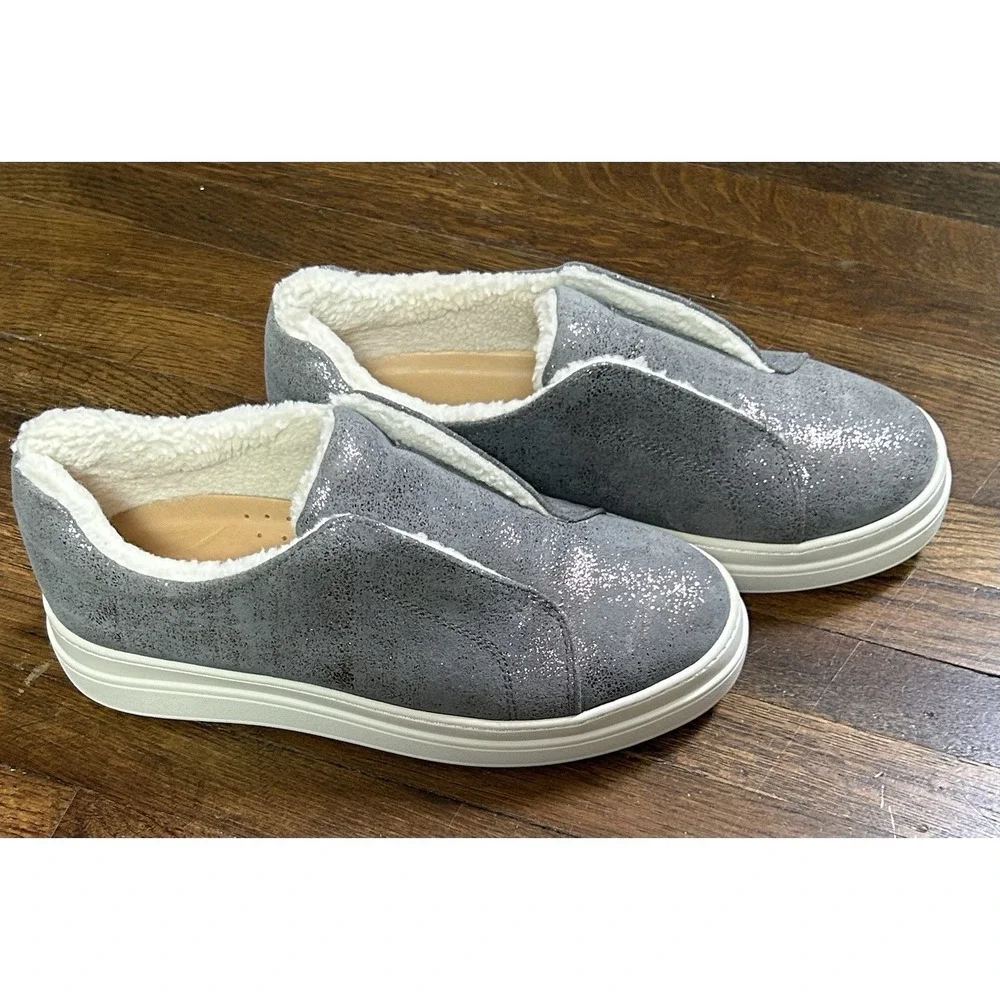 J/Slides Nada platform sneakers feature a pewter metallic suede upper Size 7